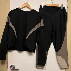 Abercrombie Legging & Sweater Set